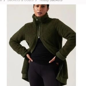 Athleta Tugga Sherpa Teddy jacket